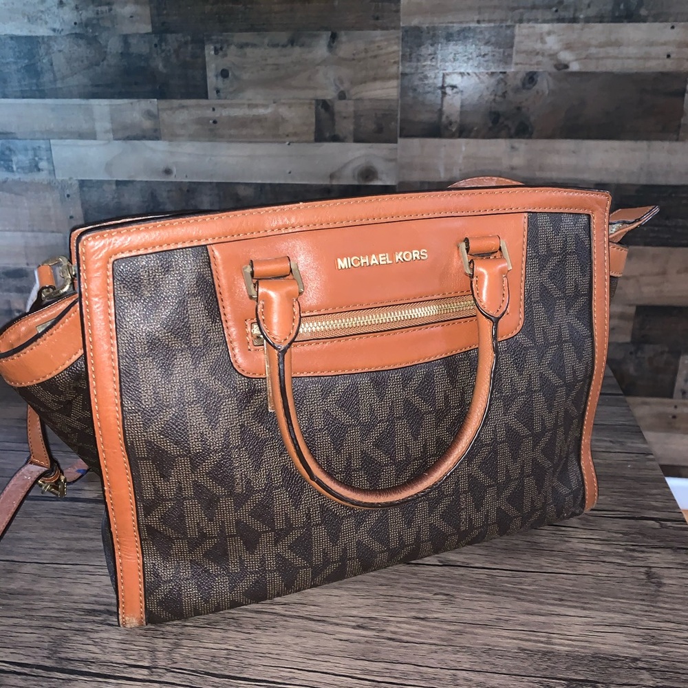 Michael Kors Large Selma Bag